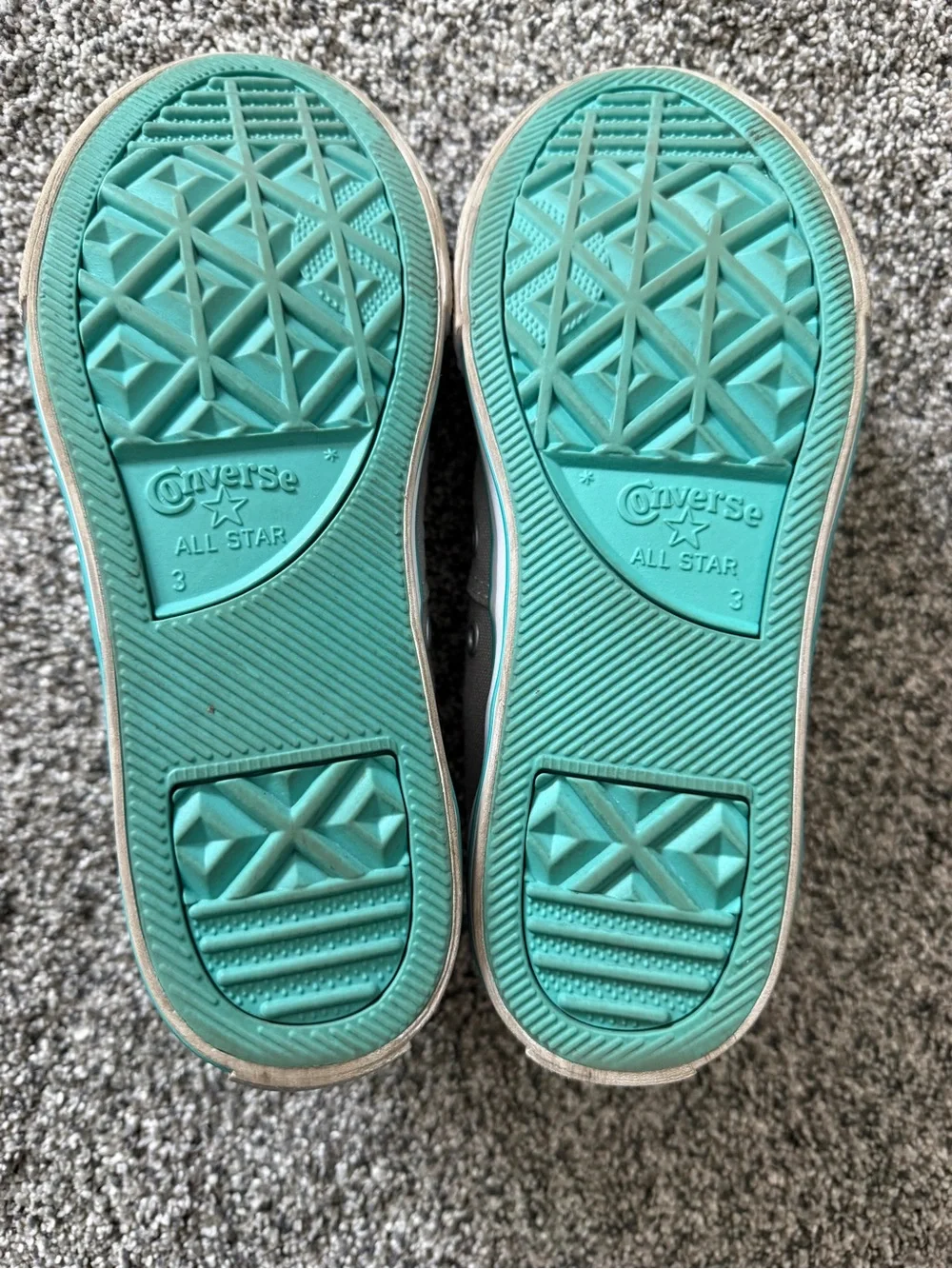Gray Converse sneakers with teal accents, size US 3 #converse #teal